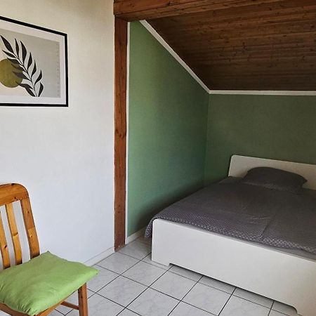 Schoene Zimmer Am Langenselbolder Dreieck A 45 A 66 Нойберг Экстерьер фото